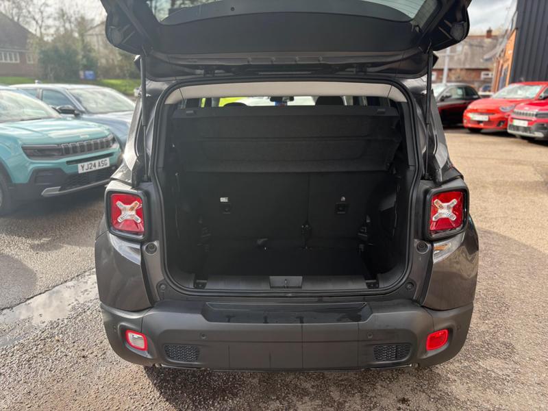 Used Jeep Renegade 2022 for sale - 77631229: Photo 38