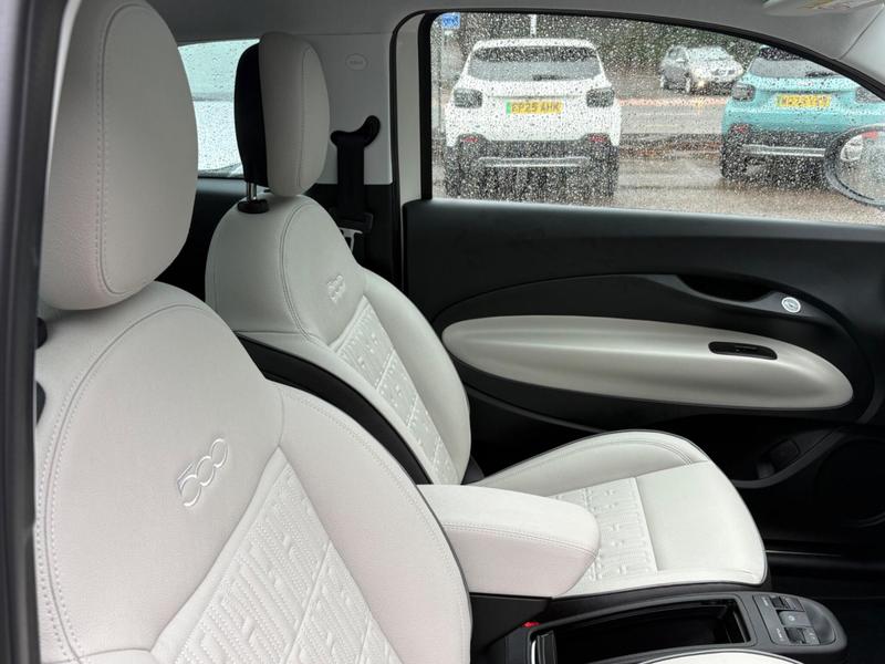 Used Fiat 500e 2025 for sale - 77697533: Photo 12