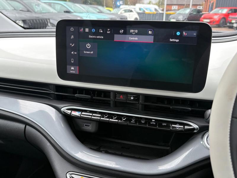 Used Fiat 500e 2025 for sale - 77697533: Photo 28