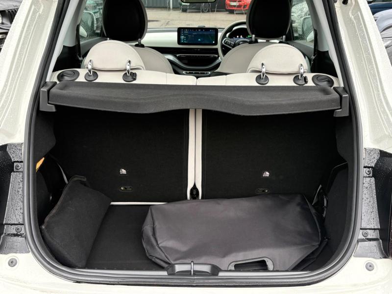 Used Fiat 500e 2025 for sale - 77697533: Photo 38