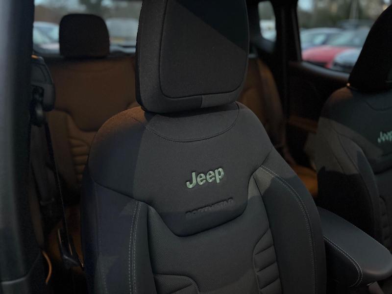 Used Jeep Renegade 2025 for sale - 76908619: Photo 14