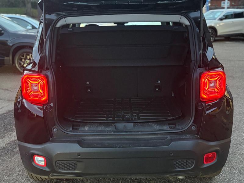 Used Jeep Renegade 2025 for sale - 76908619: Photo 31