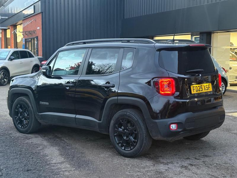 Used Jeep Renegade 2025 for sale - 76908619: Photo 4