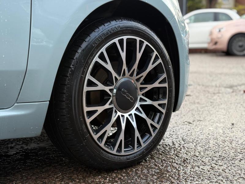 Used Fiat 500 2023 for sale - 76882375: Photo 18