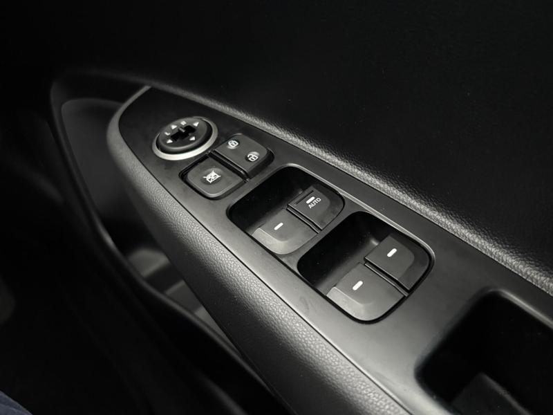 Used Hyundai i10 2017 for sale - 77033052: Photo 18