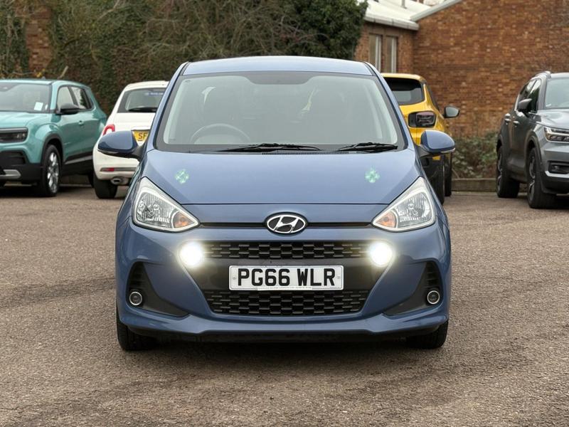 Used Hyundai i10 2017 for sale - 77033052: Photo 2