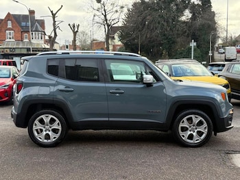 Used Jeep Renegade 2016 for sale - 77233701: Photo