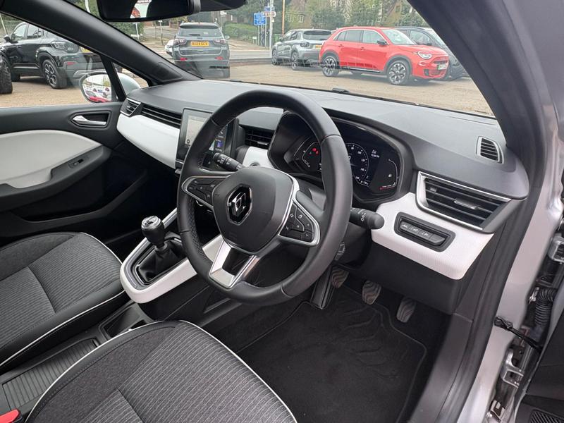 Used Renault Clio 2022 for sale - 78133835: Photo 11