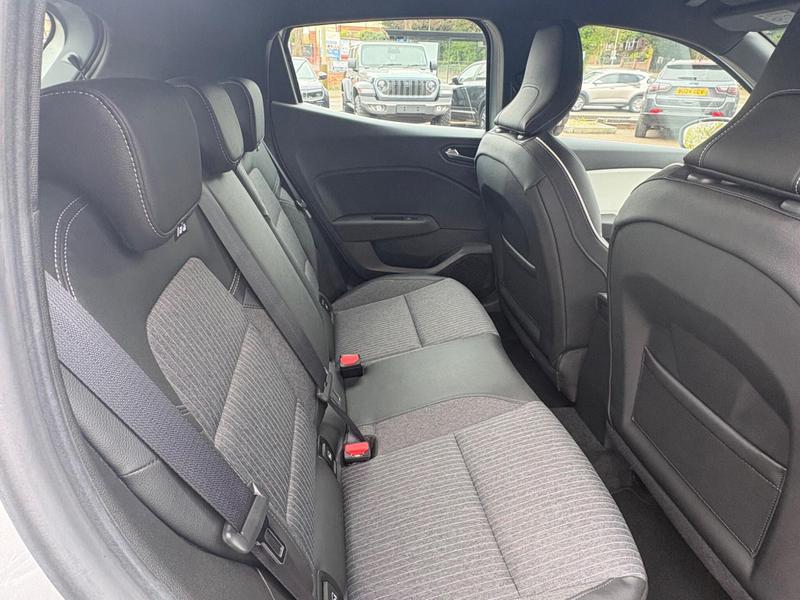 Used Renault Clio 2022 for sale - 78133835: Photo 17