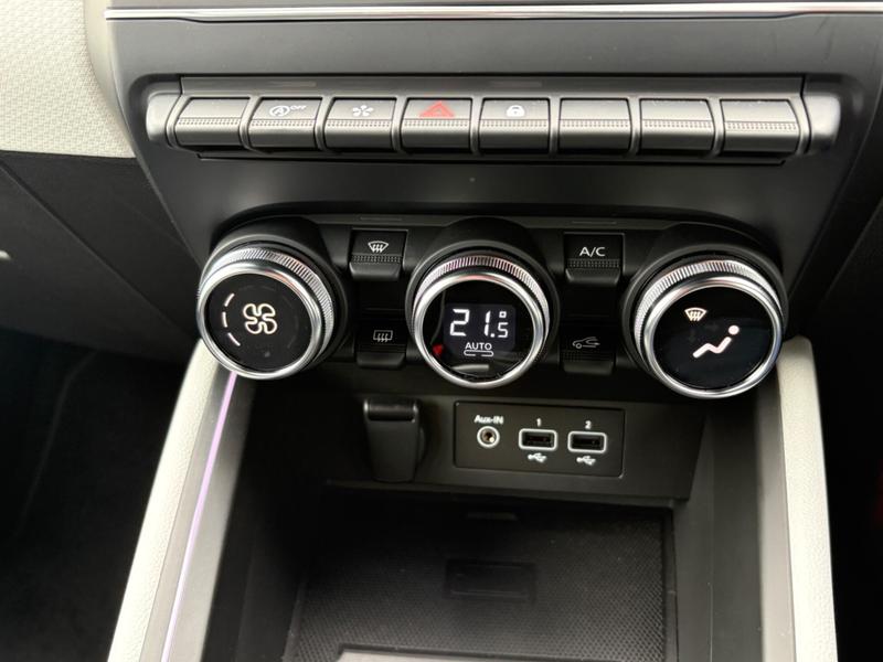 Used Renault Clio 2022 for sale - 78133835: Photo 29