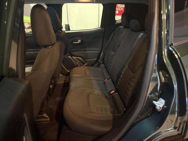 Used Jeep Renegade 2025 for sale - 76882379: Photo 10