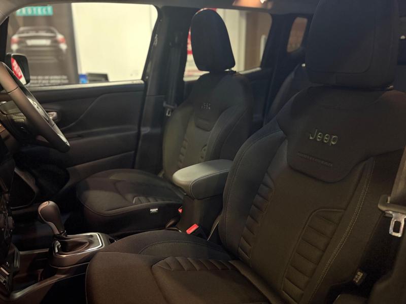 Used Jeep Renegade 2025 for sale - 76882379: Photo 11