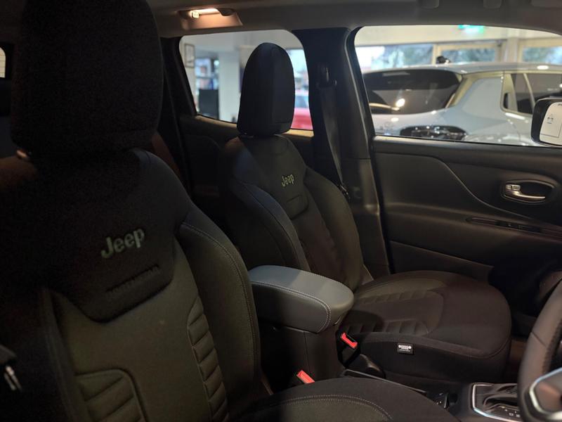 Used Jeep Renegade 2025 for sale - 76882379: Photo 12