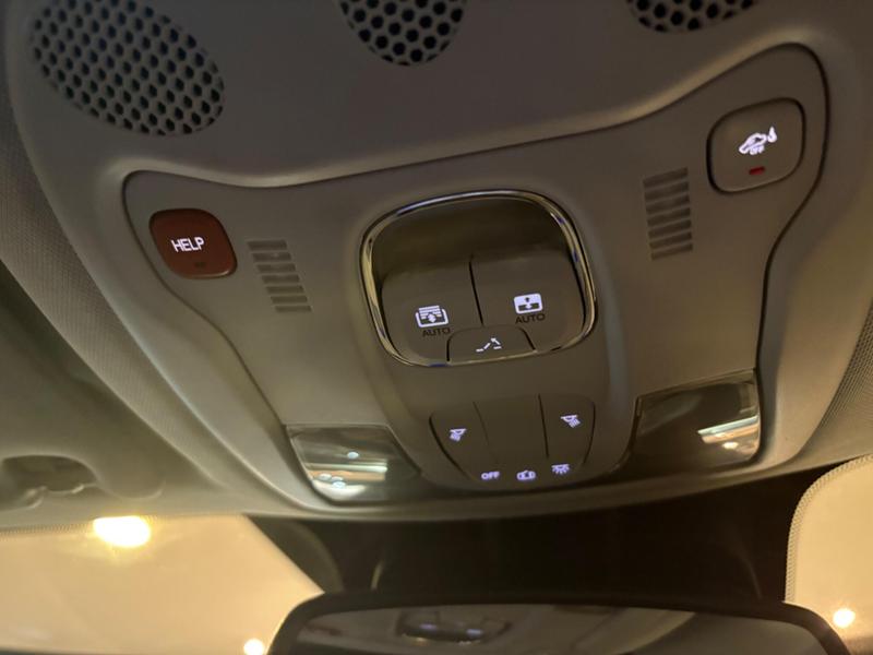 Used Jeep Renegade 2025 for sale - 76882379: Photo 17