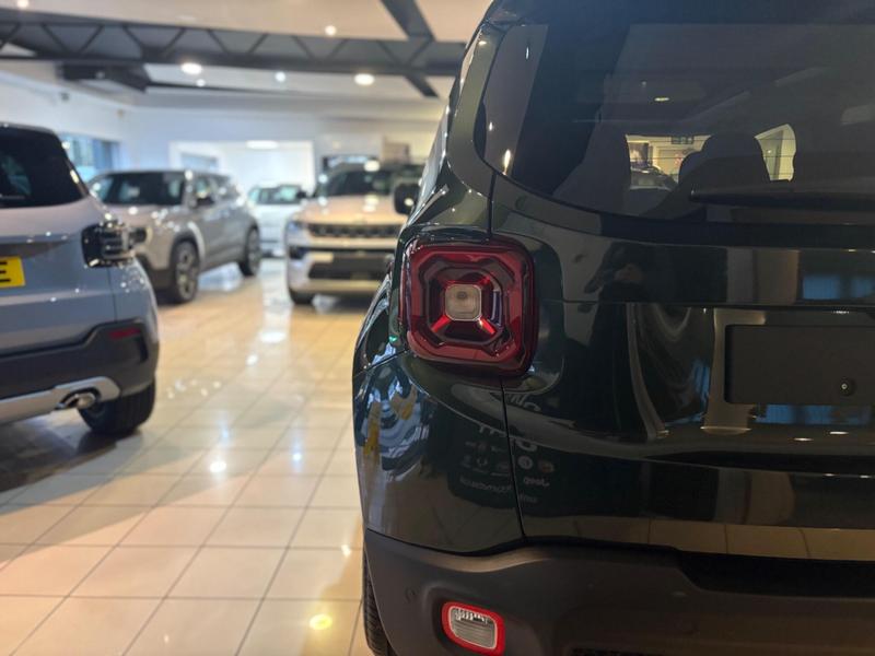 Used Jeep Renegade 2025 for sale - 76882379: Photo 32