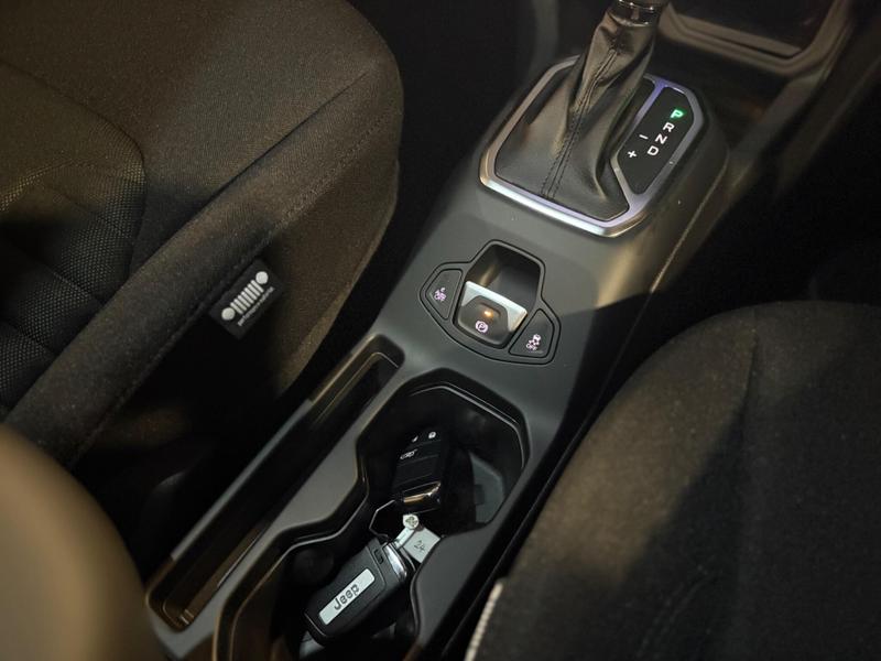 Used Jeep Renegade 2025 for sale - 76882379: Photo 6