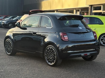 Used Fiat 500 2025 for sale - 77372406: Photo