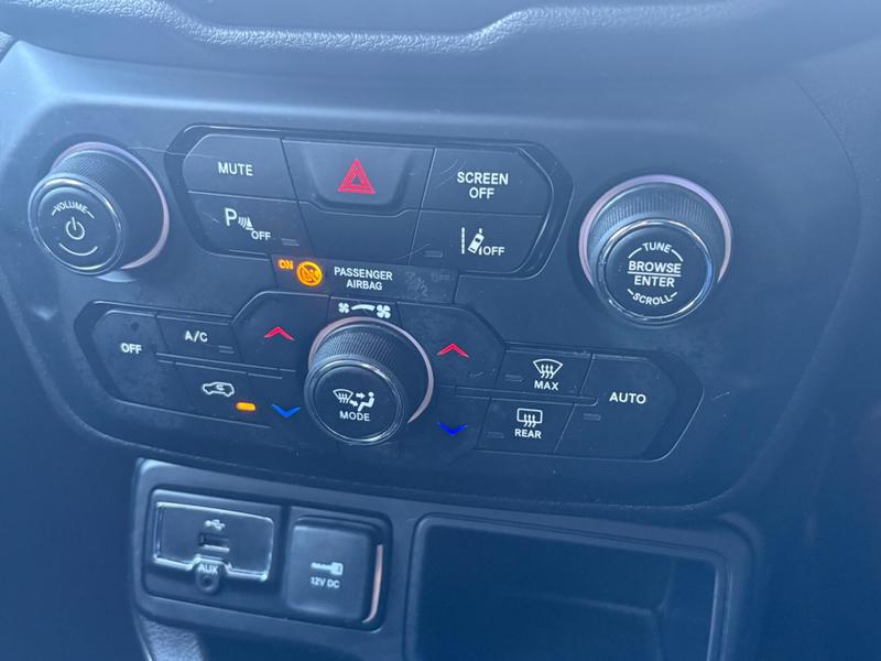 Used Jeep Renegade 2022 for sale - 77718611: Photo 23