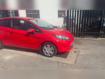 Used Ford Fiesta 2011 for sale - 79205222: Photo