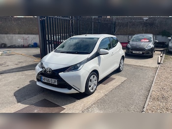 Used Toyota AYGO 2016 for sale - 79030480: Photo