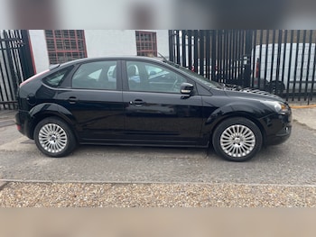 Used Ford Focus 2010 for sale - 79558487: Photo