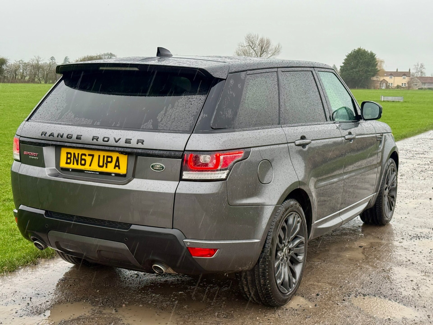 Used Land Rover Range Rover Sport 2017 for sale - 77554995: Photo 2