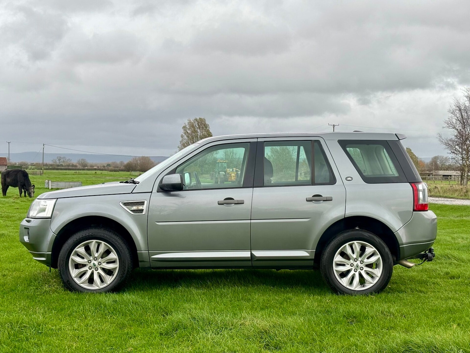 Used Land Rover Freelander 2012 for sale - 76553798: Photo 2
