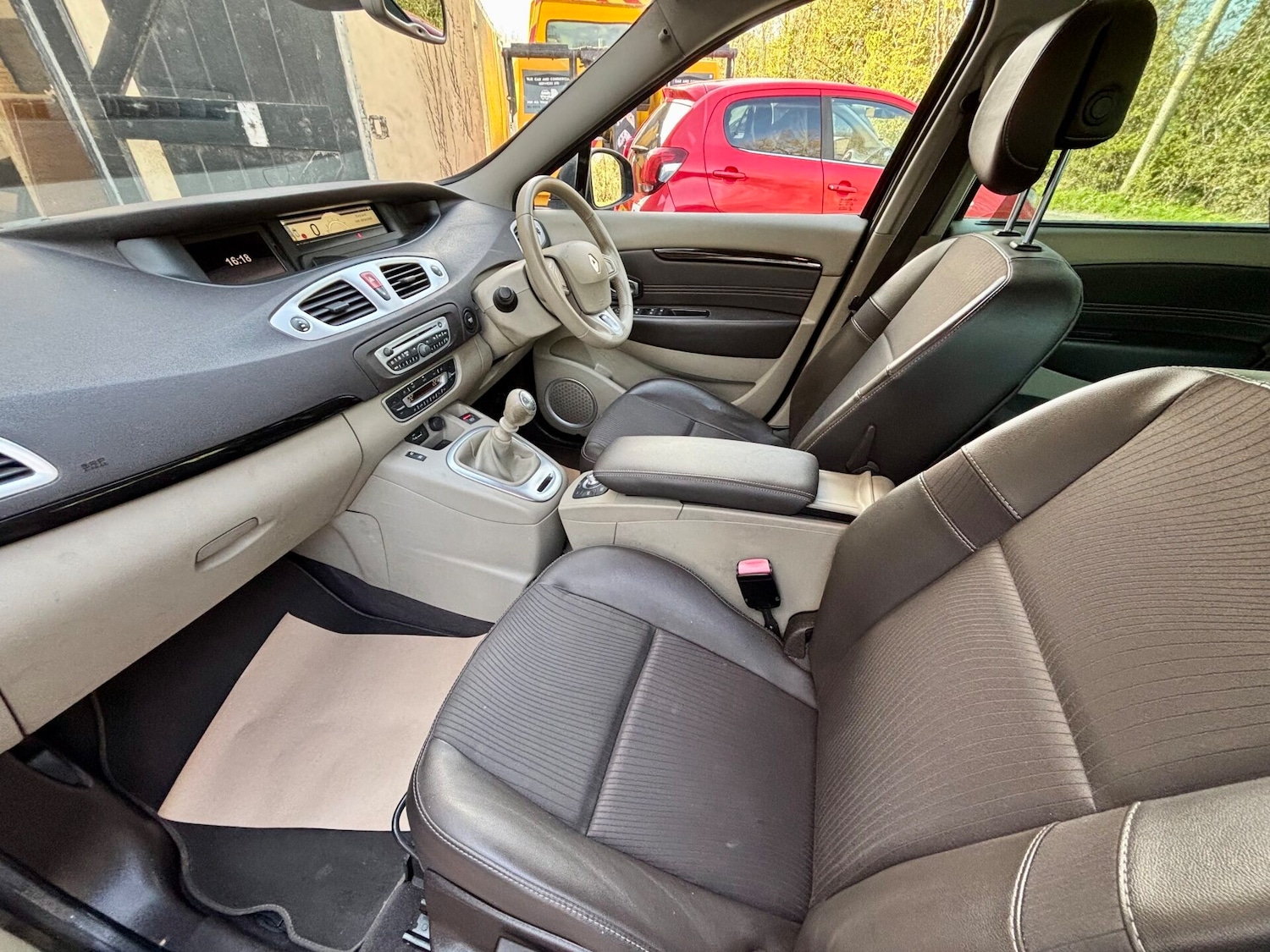 Used Renault Scenic 2010 for sale - 78077973: Photo 10