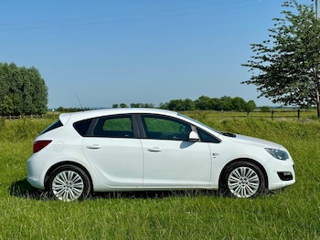 Used Vauxhall Astra 2014 for sale - 78992313: Photo