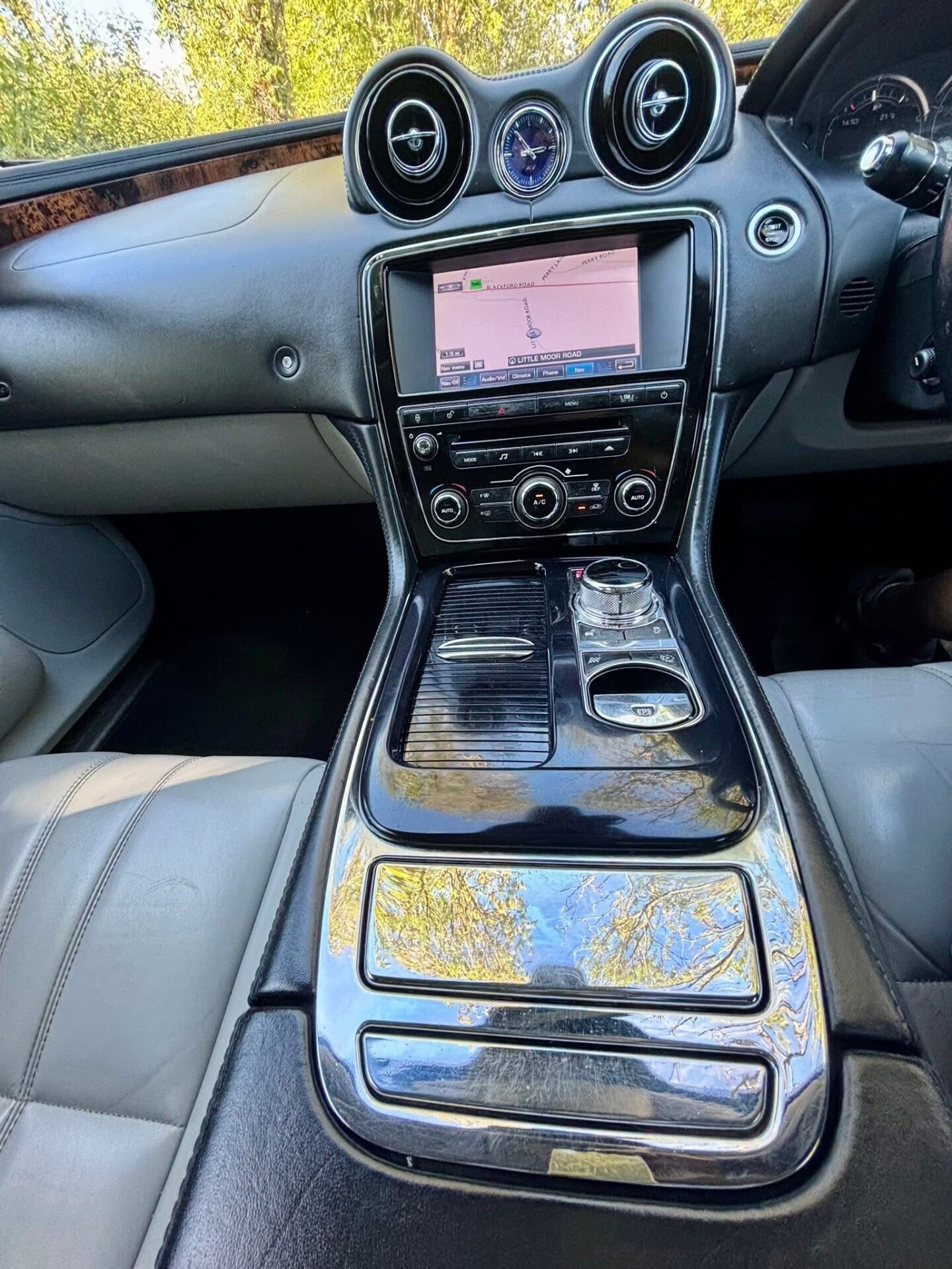 Used Jaguar XJ 2012 for sale - 77774567: Photo 16