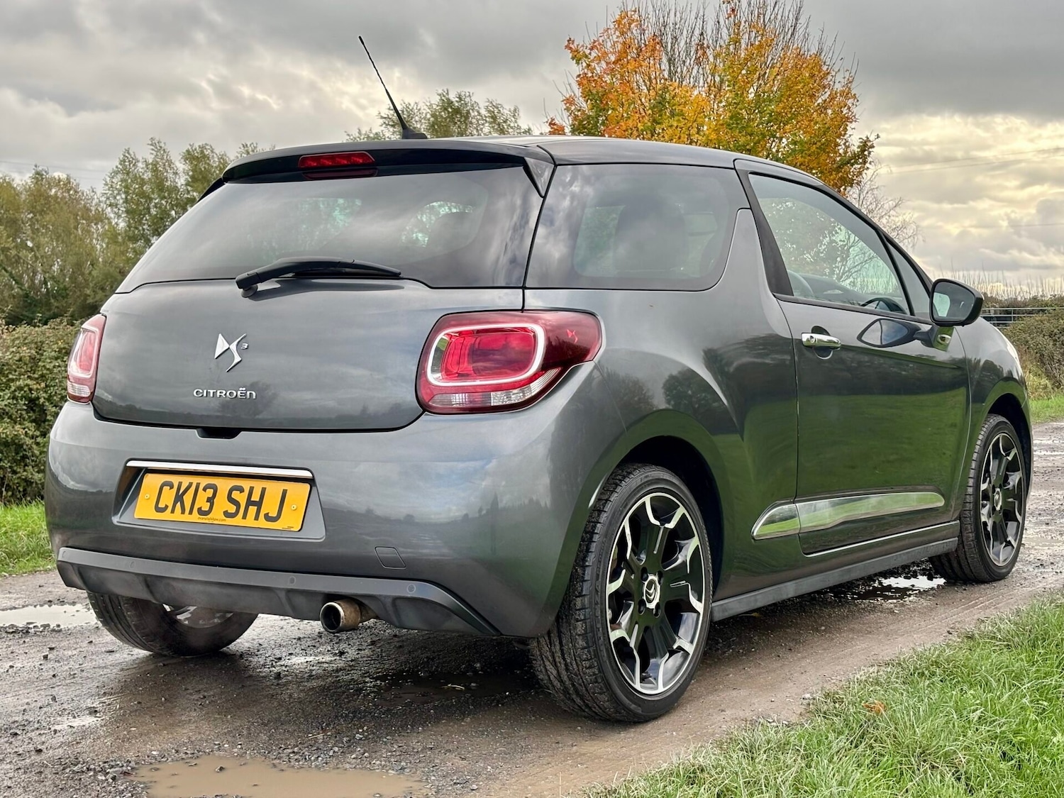 Used Citroen DS3 2013 for sale - 76340409: Photo 6