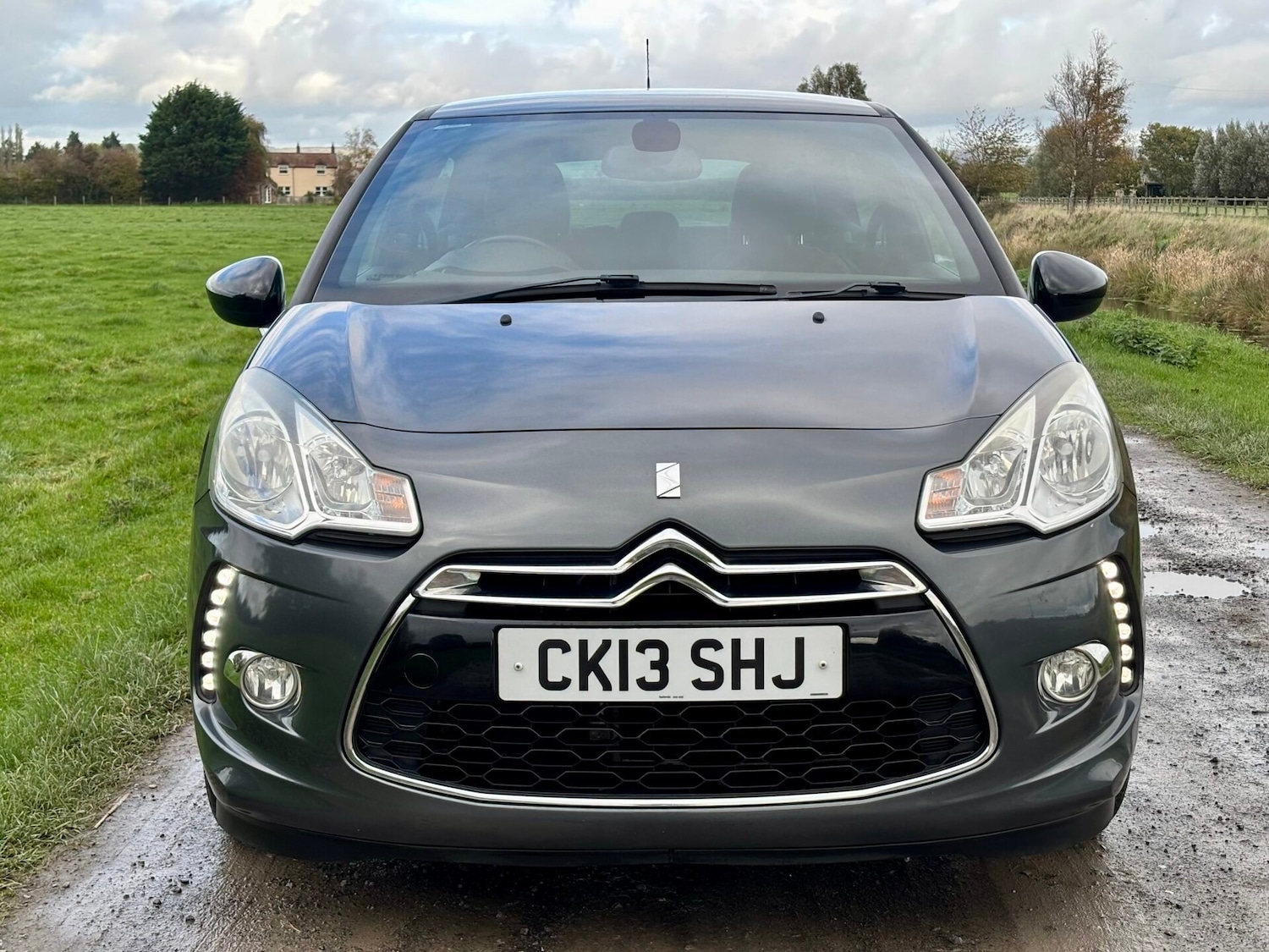 Used Citroen DS3 2013 for sale - 76340409: Photo 7