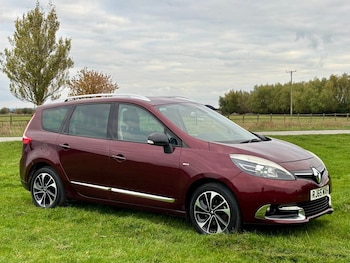 2015 - DYNAMIQUE NAV BOSE PLUS DCI 7 SeatsLow miles FSH £20 Tax ULEZ 5-Door