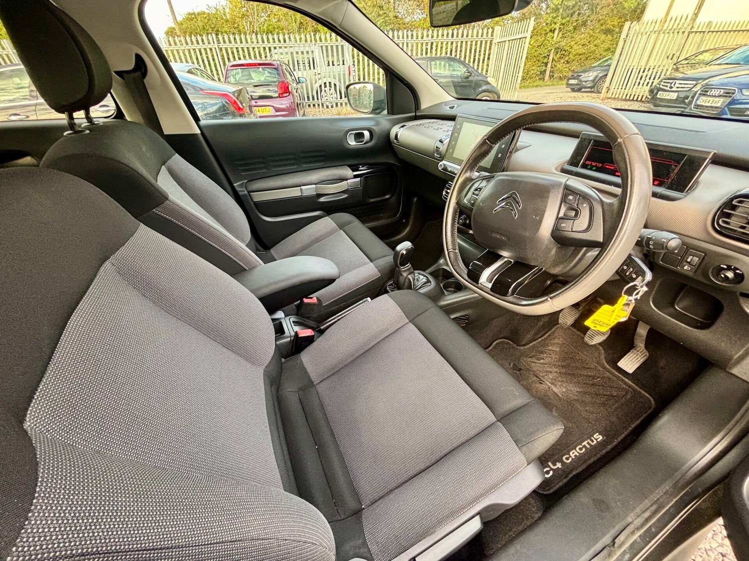 Used Citroen C4 Cactus 2015 for sale - 76126594: Photo 9