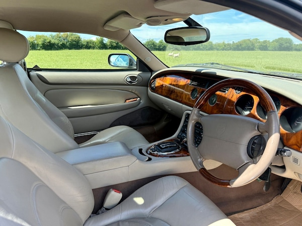 Used Jaguar XK8 2001 for sale - 75299854: Photo 12