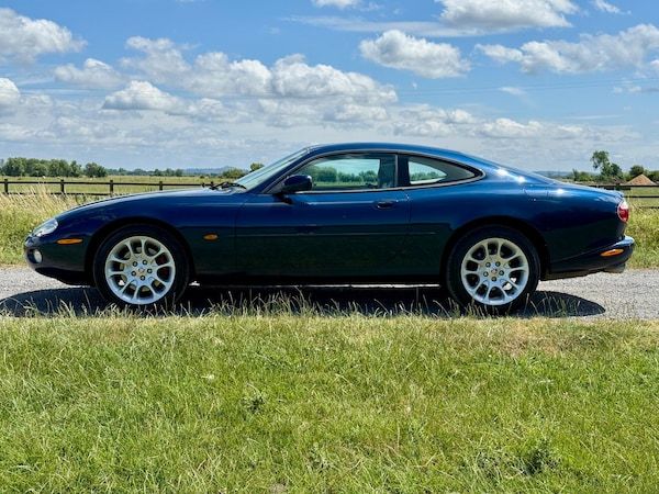 Used Jaguar XK8 2001 for sale - 75299854: Photo 8