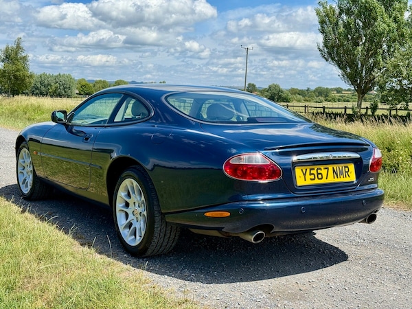 Used Jaguar XK8 2001 for sale - 75299854: Photo 9