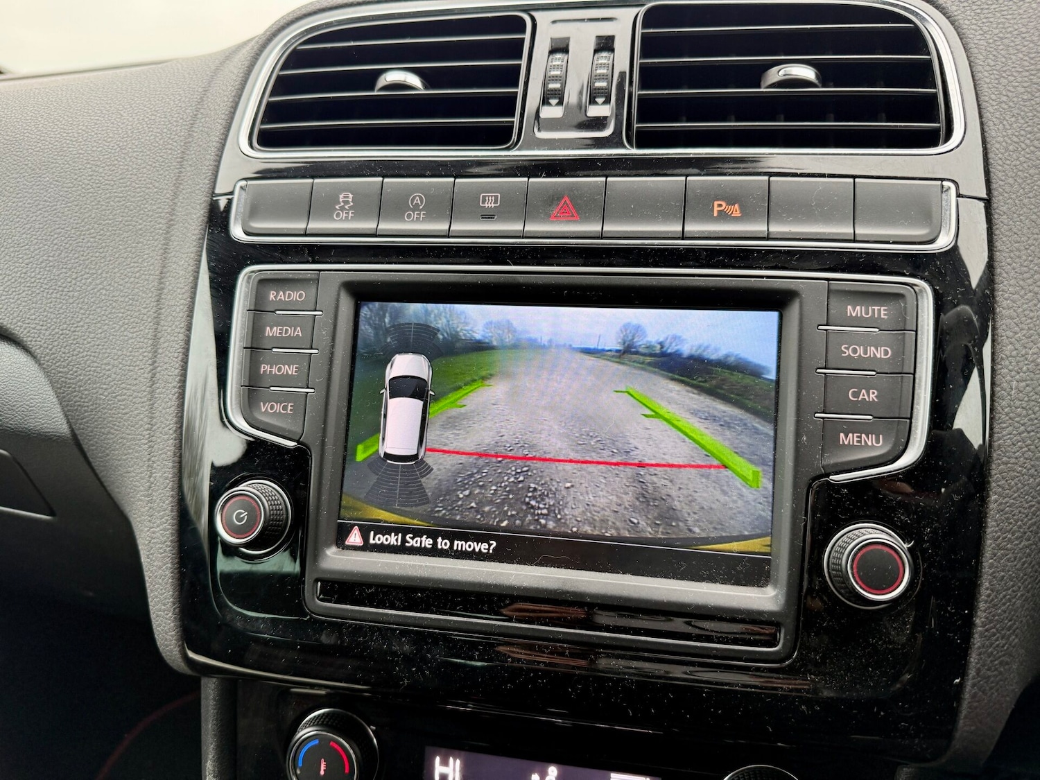 Used Volkswagen Polo 2016 for sale - 77803287: Photo 11