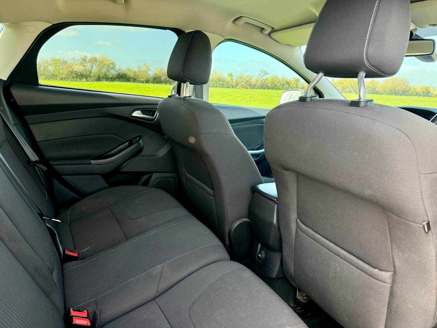 Used Ford Focus 2013 for sale - 78077981: Photo 8