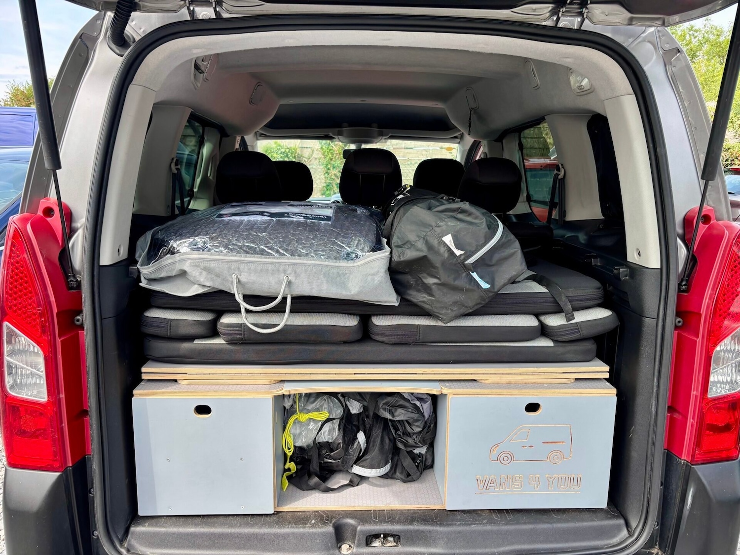 Vehicle 21