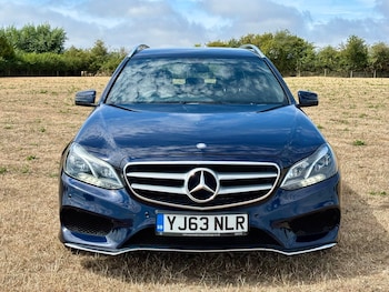 Used Mercedes-Benz E Class 2013 for sale - 79536404: Photo