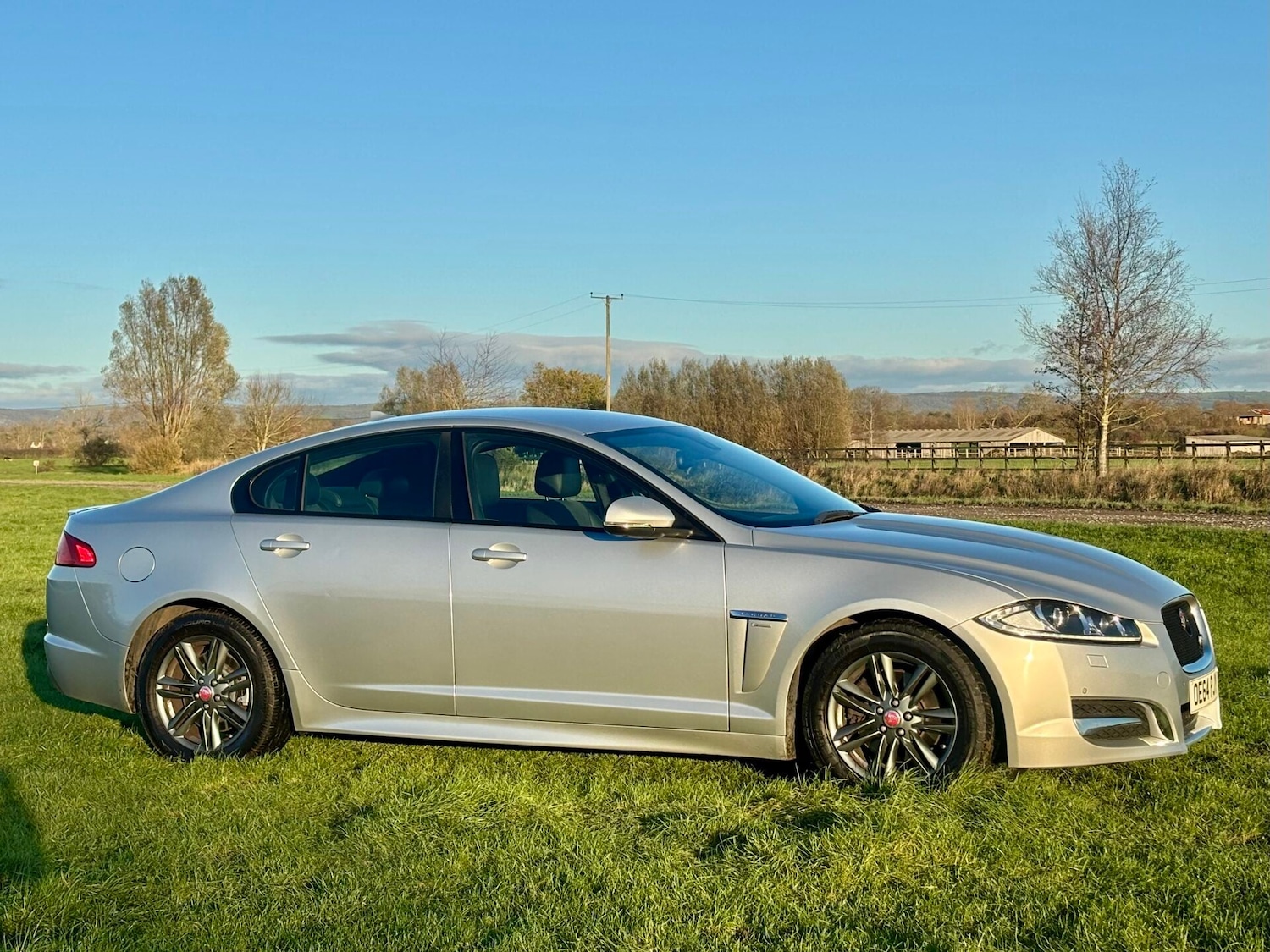 Used Jaguar XF 2014 for sale - 76706020: Photo 4