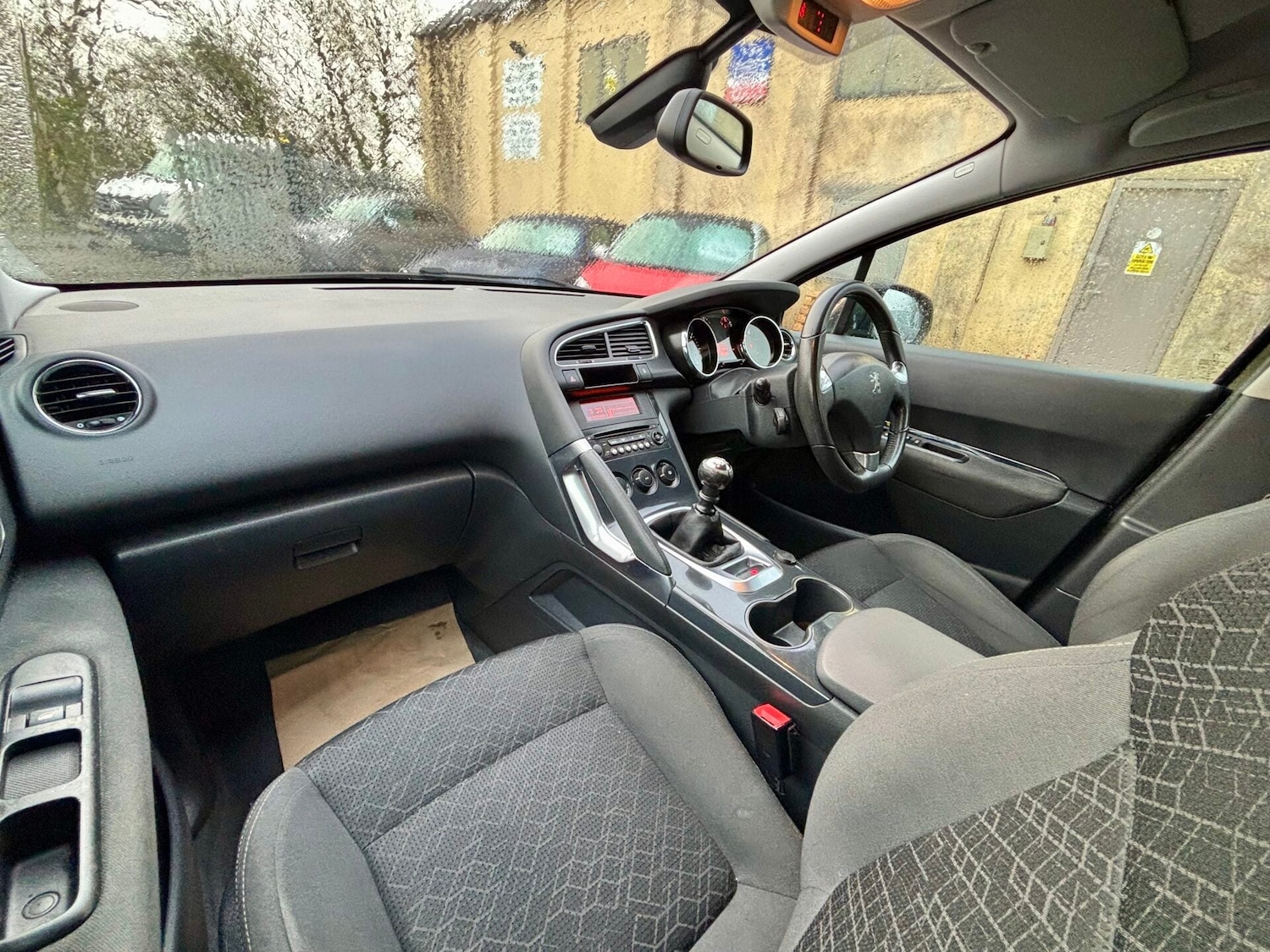 Used Peugeot 3008 2014 for sale - 77391788: Photo 10