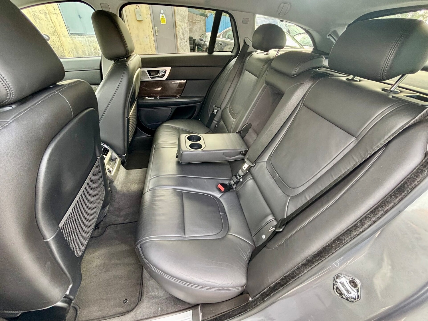 Used Jaguar XF 2014 for sale - 76391320: Photo 12