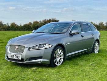 2014 - D PREMIUM LUXURY SPORTBRAKE STUNNING FSH 5-Door