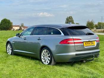 Used Jaguar XF 2014 for sale - 76391320: Photo