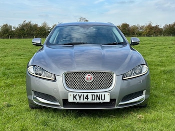 Used Jaguar XF 2014 for sale - 76391320: Photo