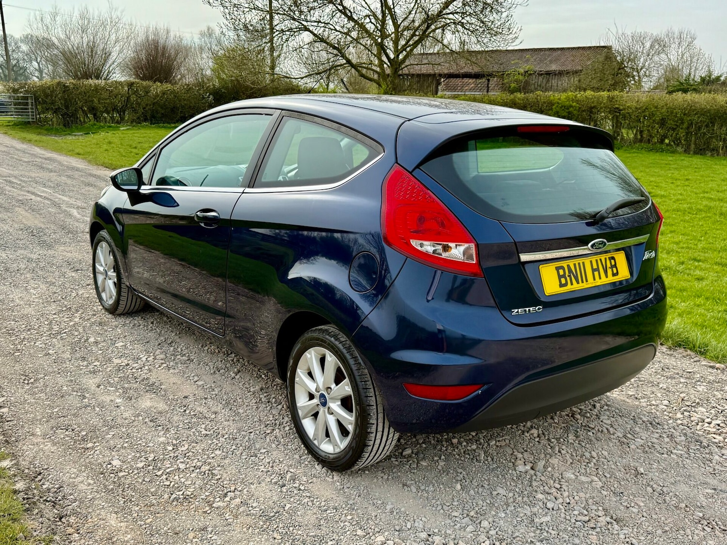 Used Ford Fiesta 2011 for sale - 77997100: Photo 3