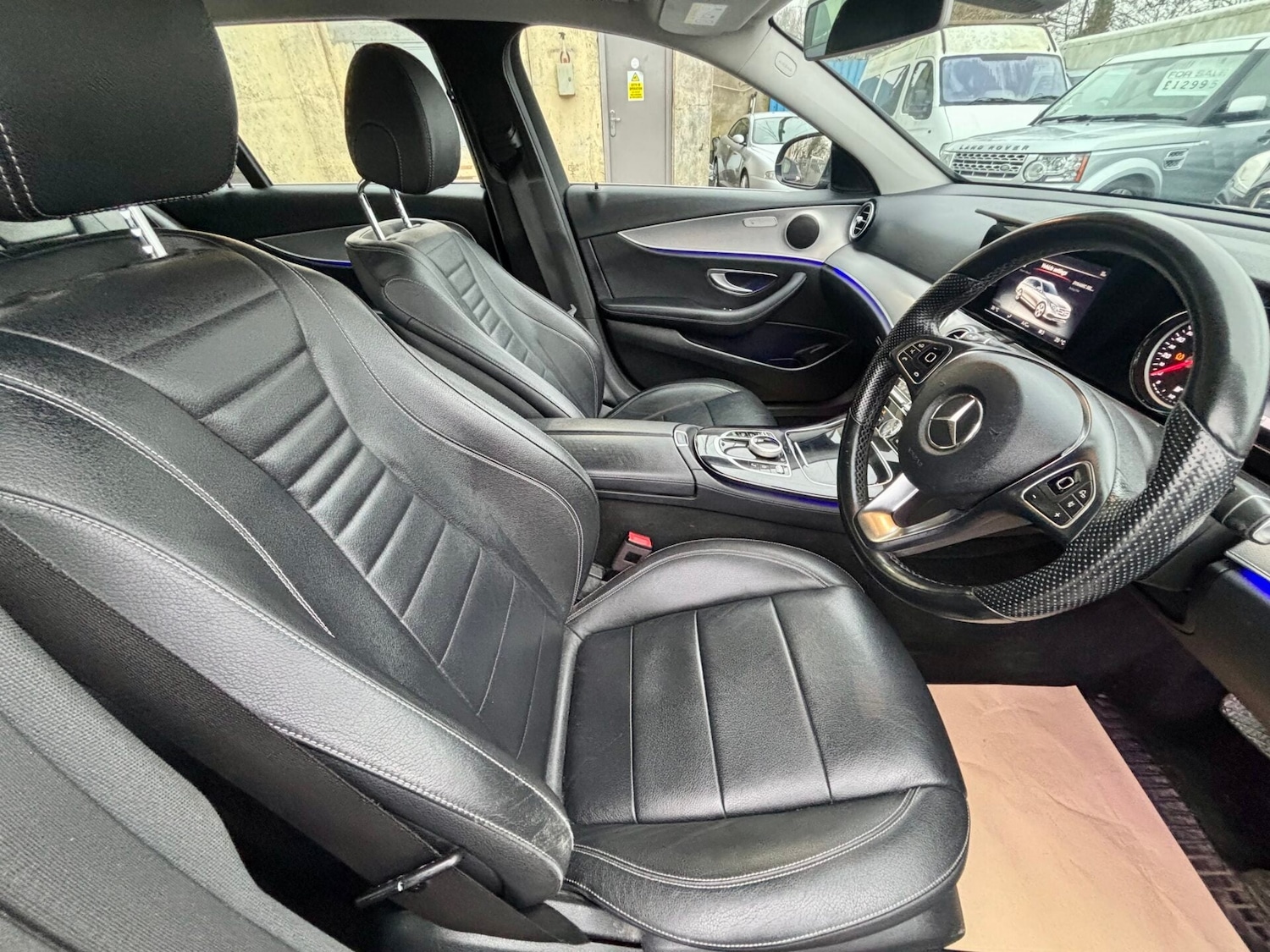 Used Mercedes-Benz E Class 2017 for sale - 77335915: Photo 10