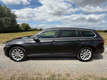 Used Volkswagen Passat 2018 for sale - 75453555: Photo